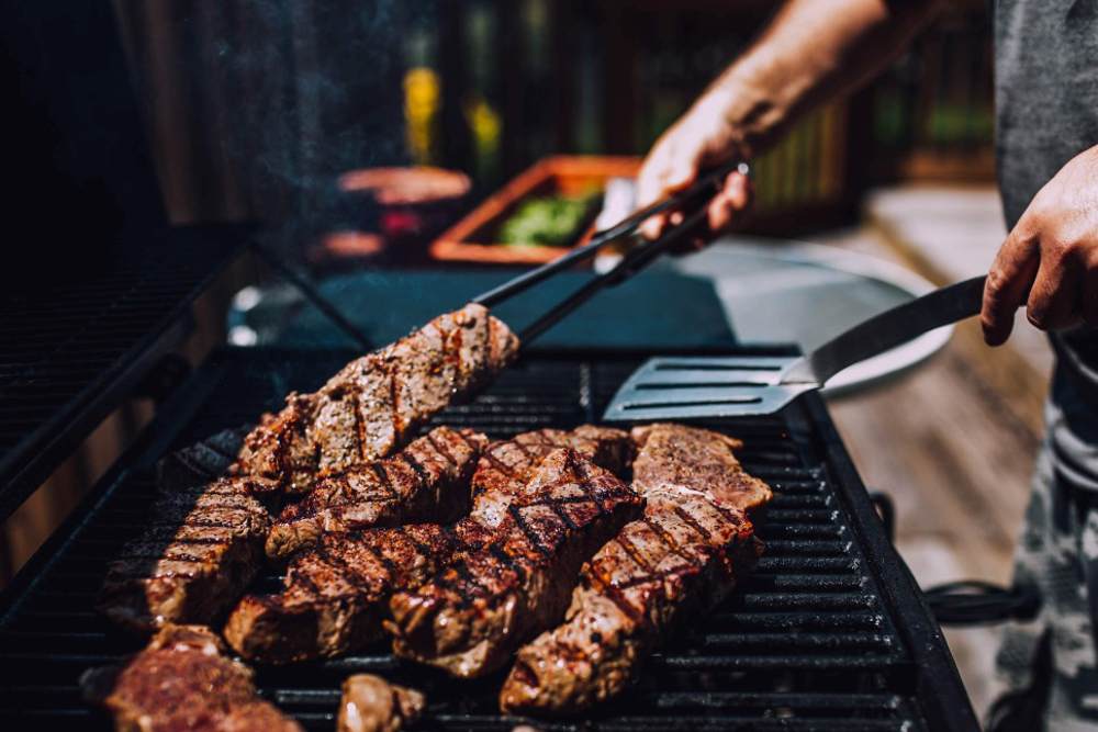 Ustensiles de barbecue