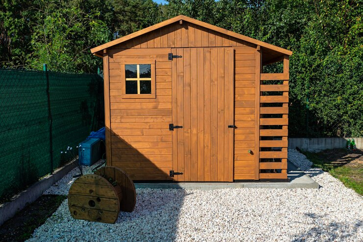 construire abri de jardin