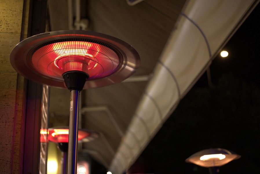 parasol chauffant électrique
