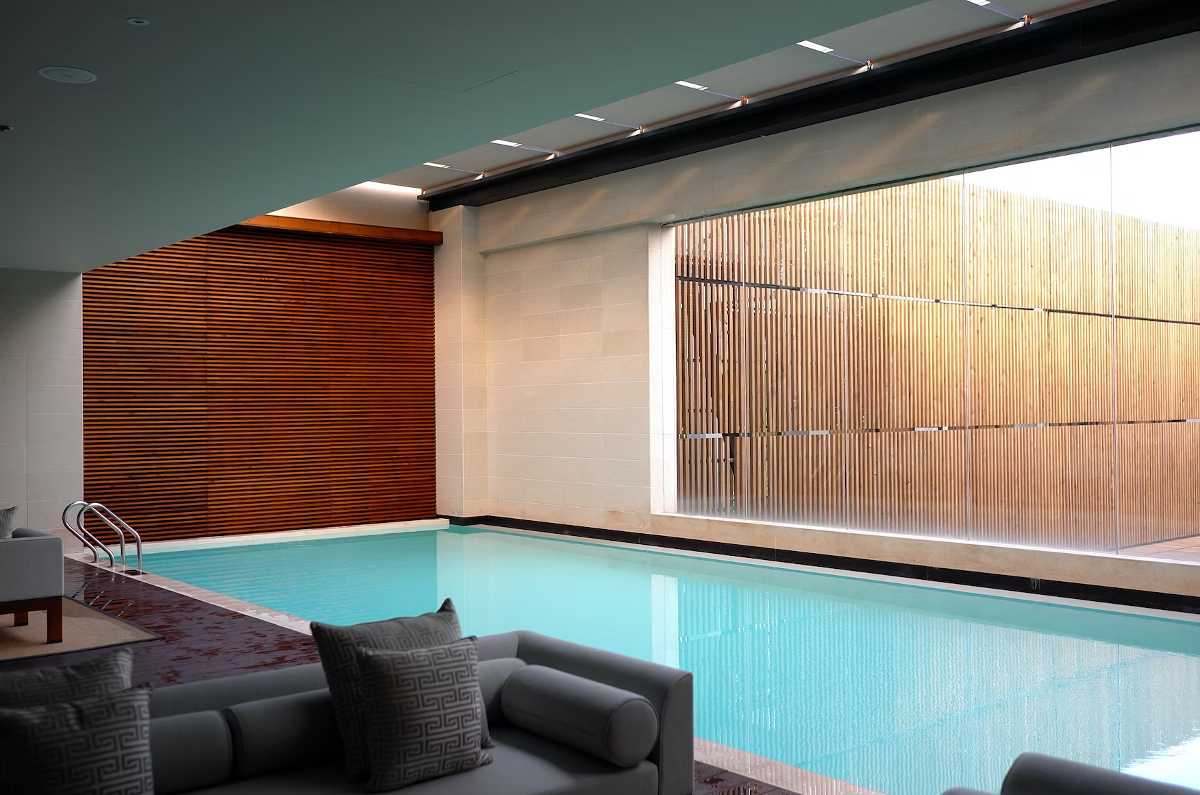 piscine intérieure