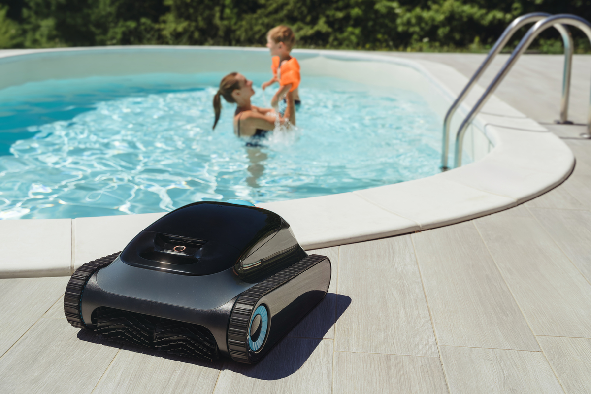 A robotic pool cleaner