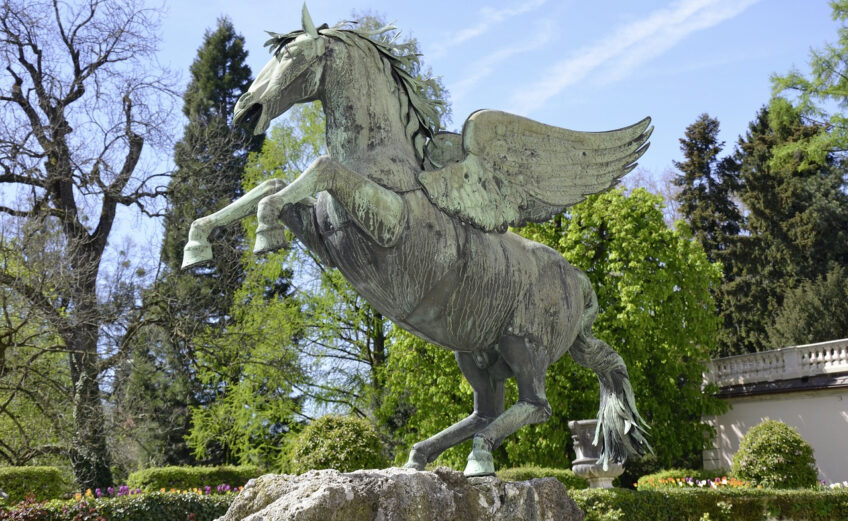 Choisir une statue de jardin moderne pour sublimer votre espace extérieur